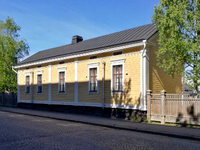 Kirkkokatu 44 Oulu 20170617 photo