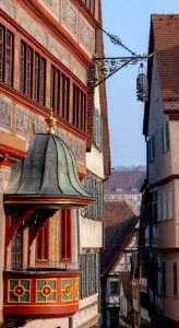 Kanzel des Rathauses in Tübingen gesehen von der Ecke Wienergässle und Haaggasse 002 2019