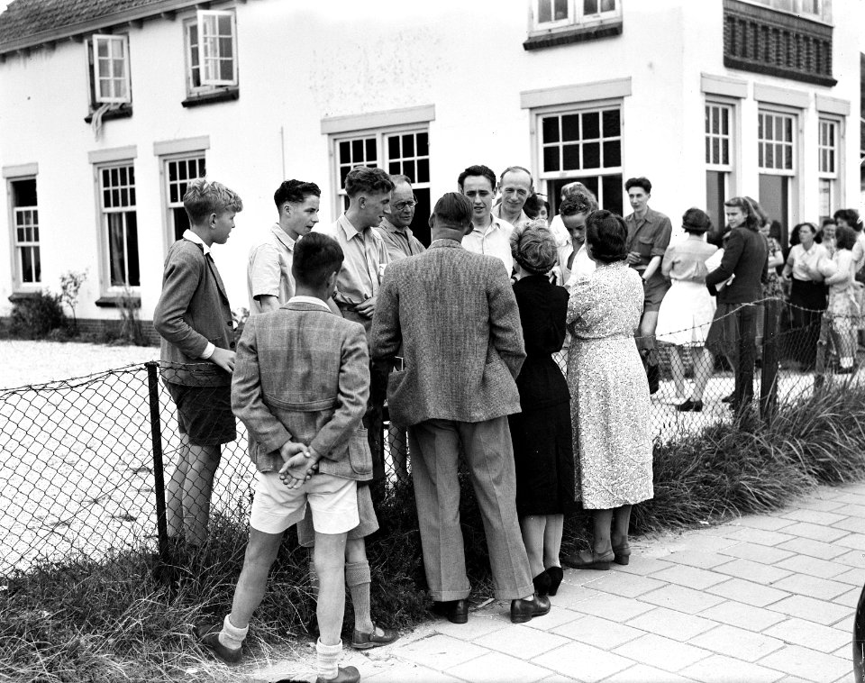 Kamp Hervormde Jeugdraad Noordwijk Groep in gesprek, Bestanddeelnr 902-9170