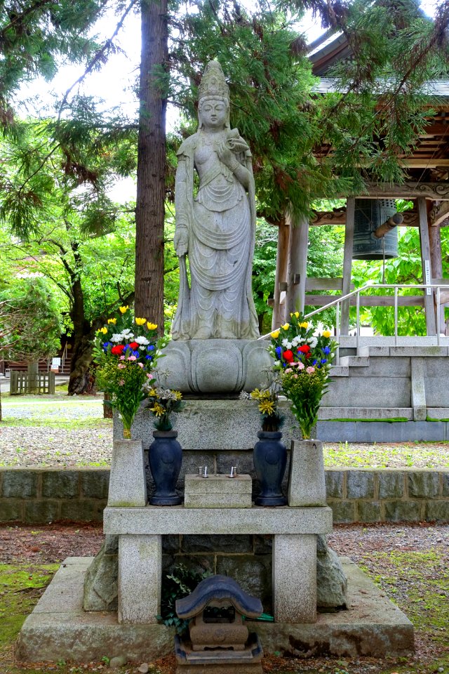 Kannon - Hōon-ji Temple - Morioka, Iwate - DSC04279