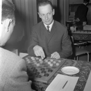 Kampioenschap dammen van Nederland 1964, in restaurant De Kroon te Amsterdam, W…, Bestanddeelnr 916-1755