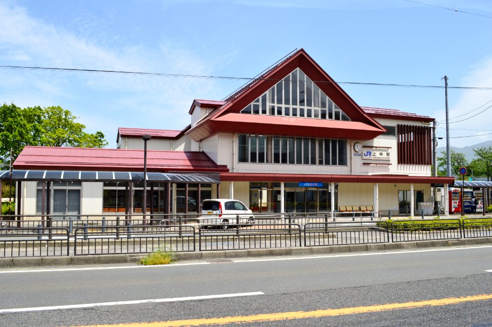 Kaminaka Station, ekisha-2