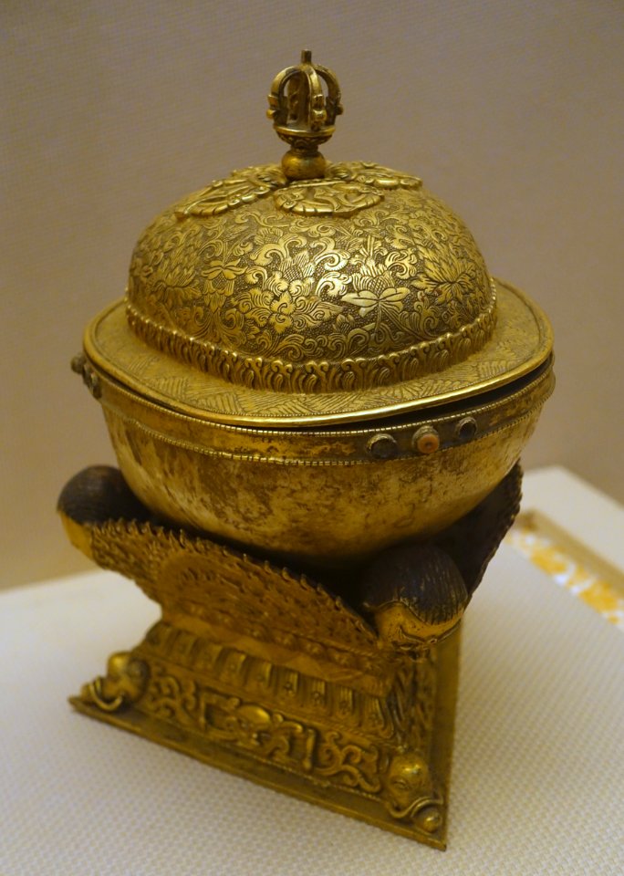 Kapala bowl, Tibet, 1644-1911 AD, bone, gilt copper, semi-precious stones - Sichuan Provincial Museum - Chengdu, China - DSC04438
