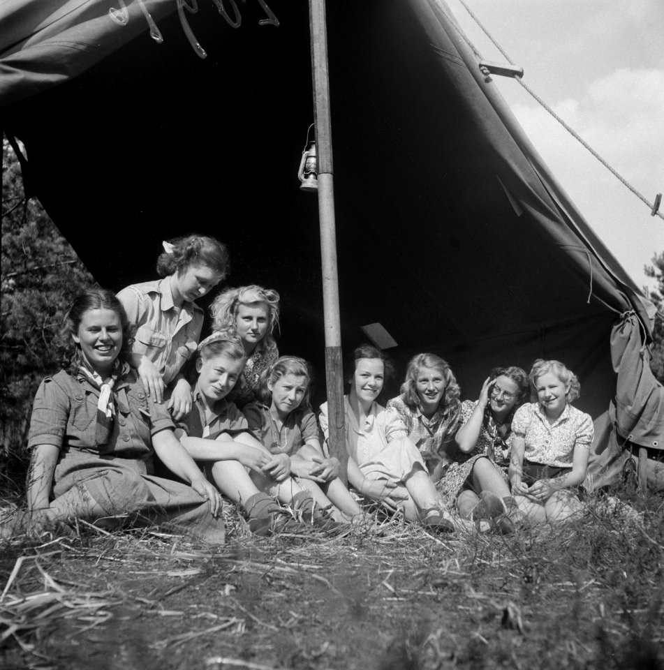 Kamp Oirschot meisjes VCTC, Bestanddeelnr 902-8976