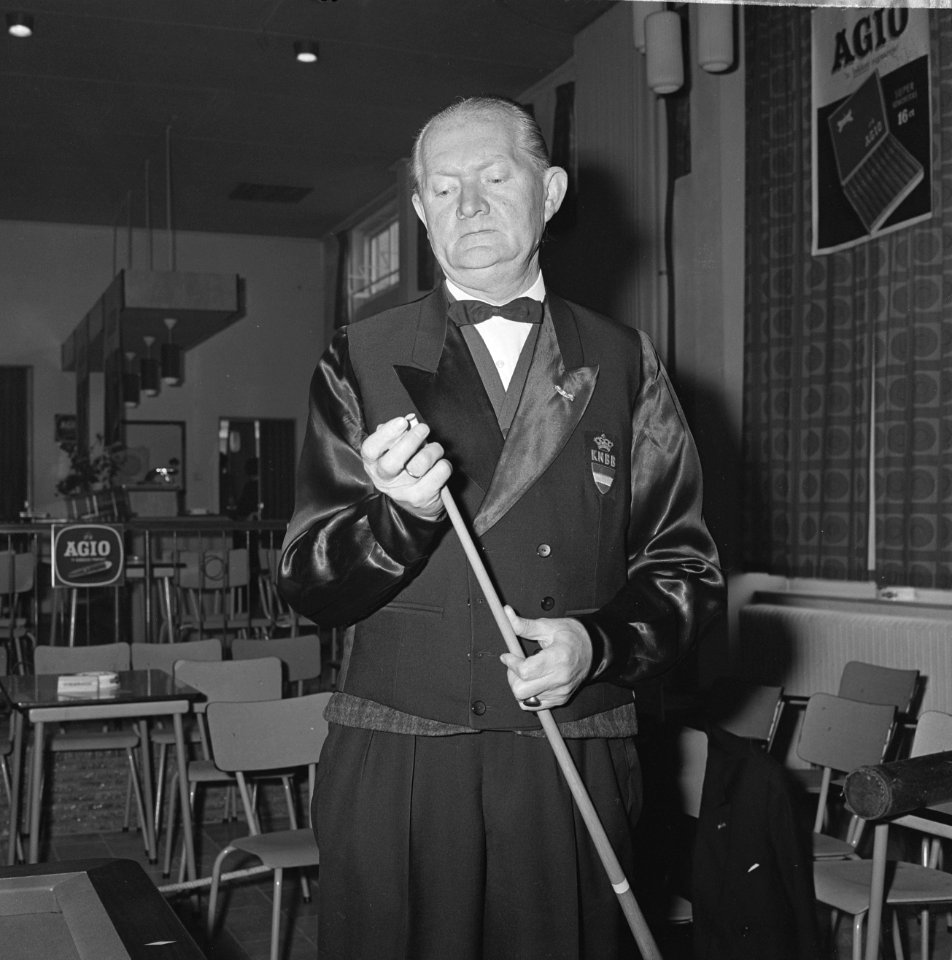 Kampioenschap Biljarten in Eersel 712. Piet van der Pol is ook weer van de part, Bestanddeelnr 915-8417