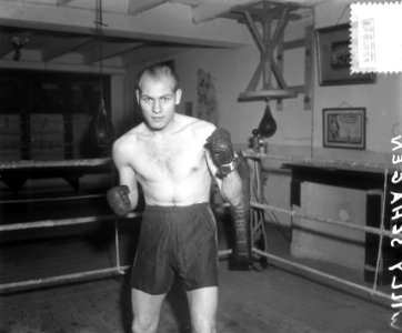 Kampioen van de Nederlandse Profboksers Willy Schagen, Bestanddeelnr 905-1410