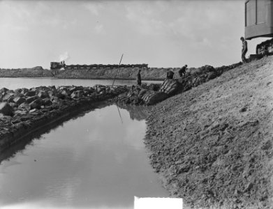 Kampen Bouwput voor grote sluizen Zuidoostpolder, Bestanddeelnr 904-4487 photo