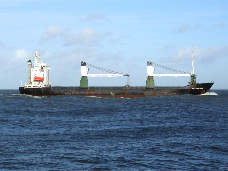 Kapitan Vaga p3 at Port of Rotterdam 12dec06