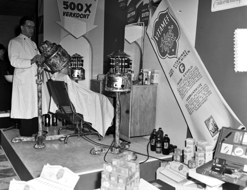 Kapperstentoonstelling Amsterdam stand, Bestanddeelnr 904-8169