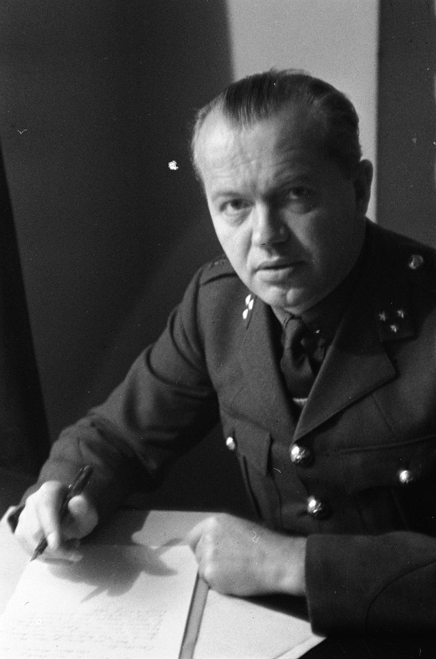Kapitein jhr. H.G.A. Quarles van Ufford, Bestanddeelnr 935-0953