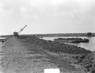 Kampen Bouwput voor grote sluizen Zuidoostpolder, Bestanddeelnr 904-4484 photo