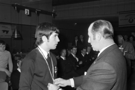 Kampioenschap biljarten Nederland ankerkader 472, Amsterdam links J. Bessems o, Bestanddeelnr 924-1830