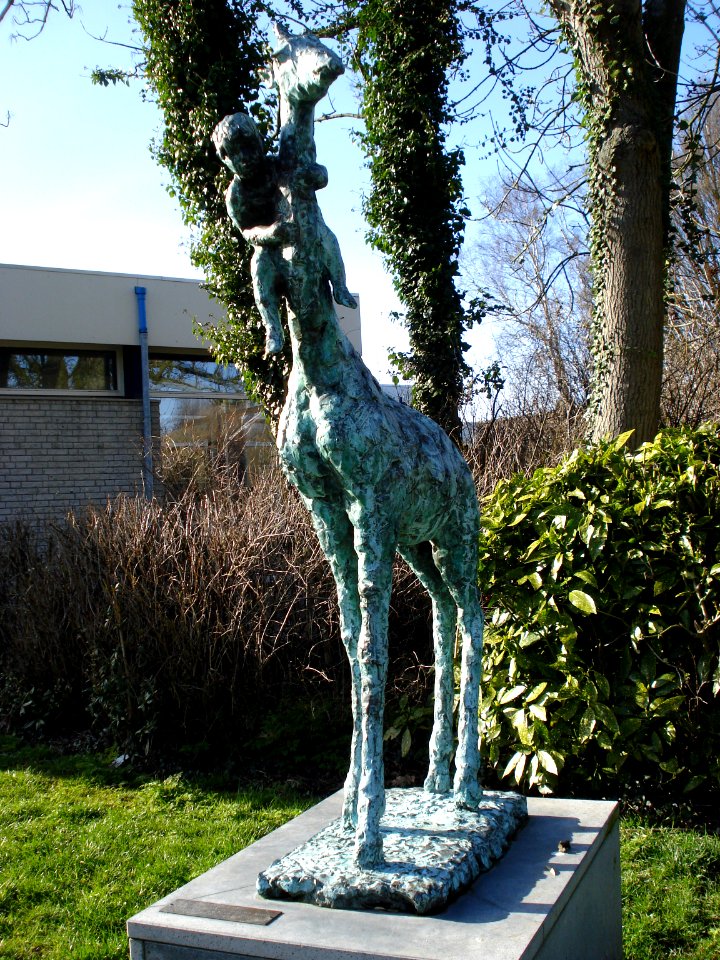 Kapelle (Zeeland,NL) statue 'Dikkertje Dap' after AMG Schmidt