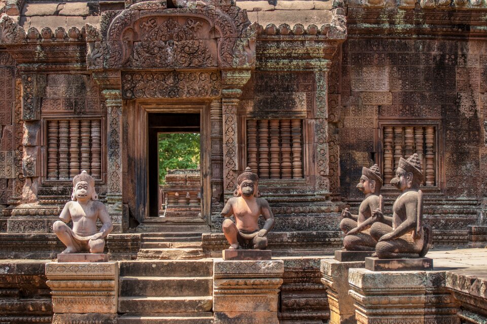 Temple temple complex frescoes