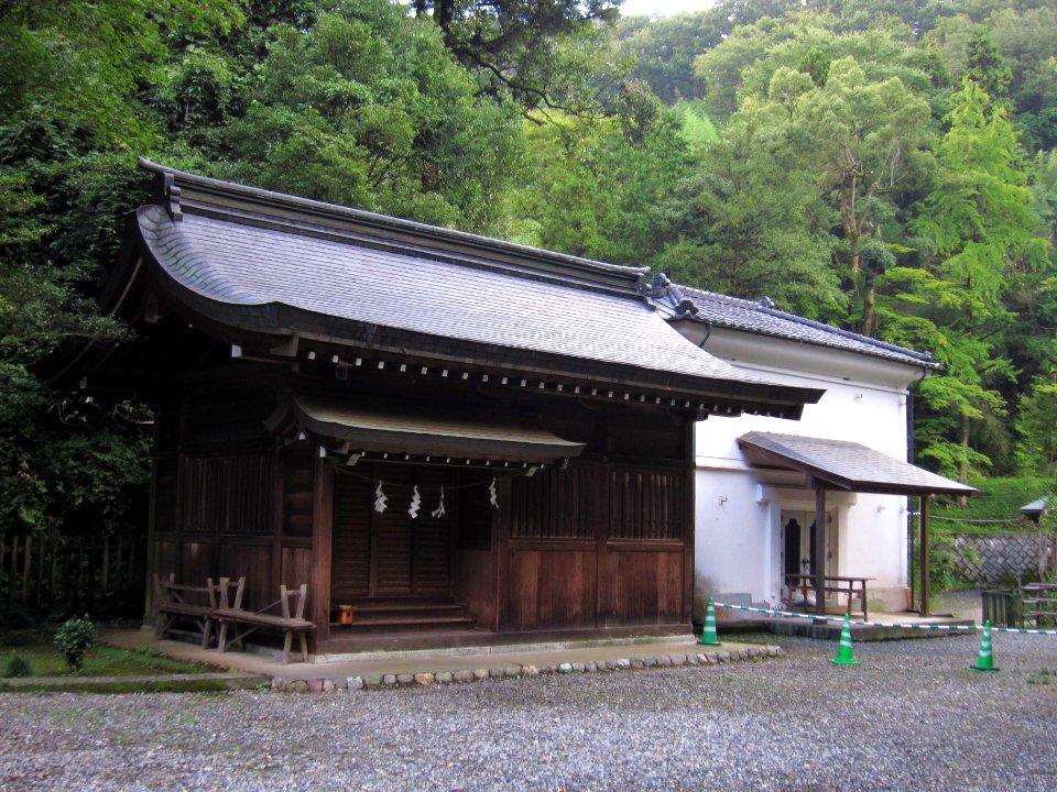 Kanasana-jinja shinsenjo