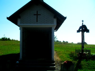 Kapejla Zalosne Materi Boze, Budinci