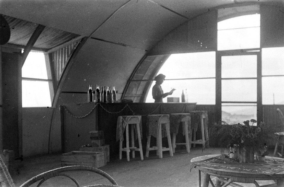 Kantine in een quonsetloods, Bestanddeelnr 5791