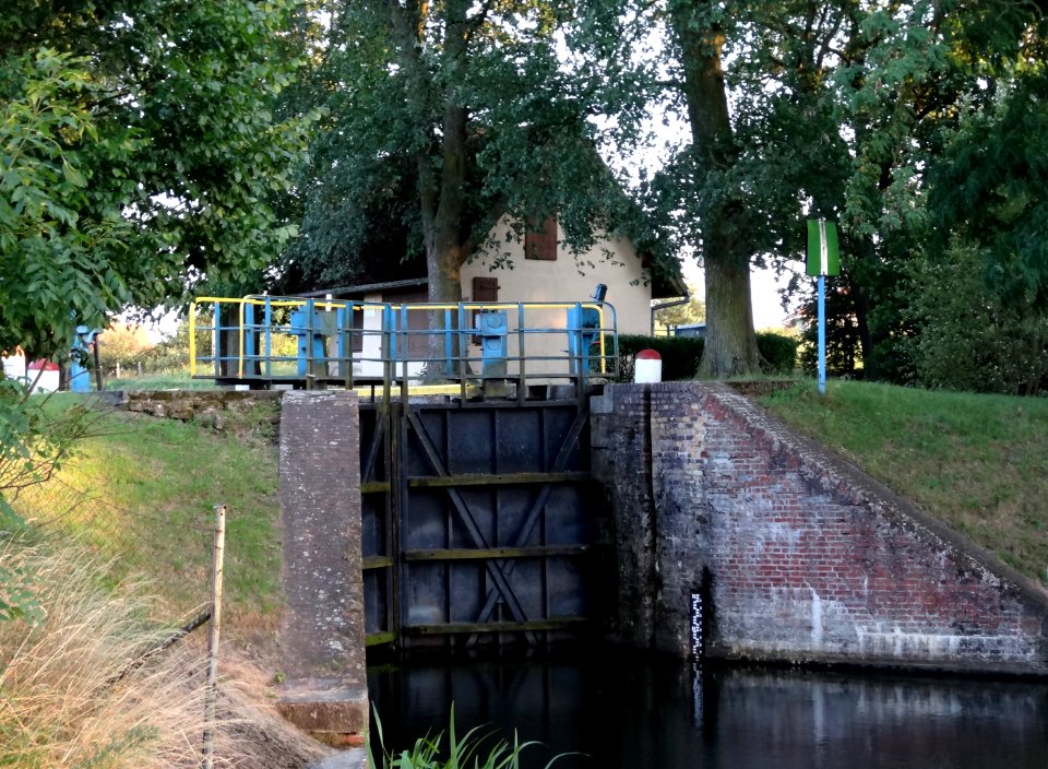 Kanal Notecki sluza Lisi Ogon 4 07-2014