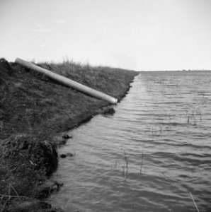 Kanalen, buizen, Bestanddeelnr 250-8475