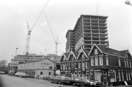 Kantoorruimte te huur in Amsterdam in aanbouw zijnde kantoorreuzen, Bestanddeelnr 928-3645