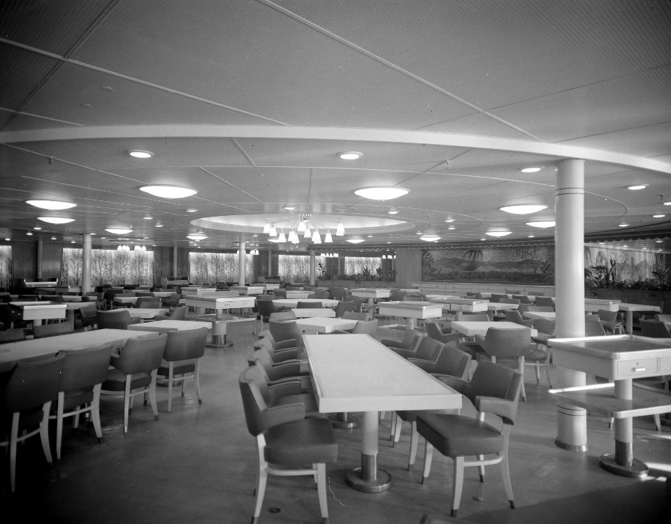 Kapitein van het nieuw schip Statendam Haagmans Interieur Statendam, Bestanddeelnr 908-2495