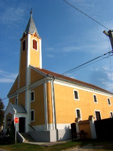 Kajárpéc, kispéci evangélikus templom photo