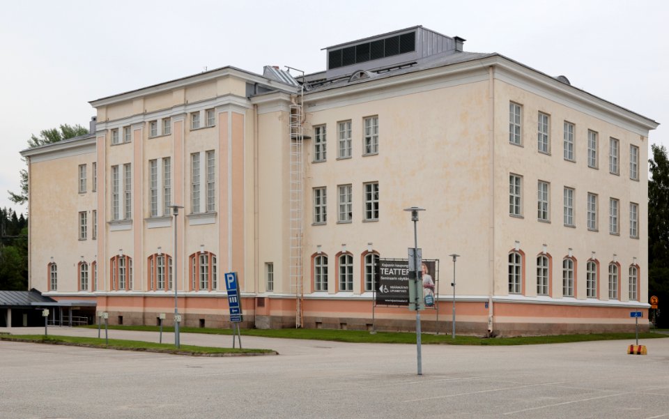 Kajaanin seminaari päärakennus 20210623