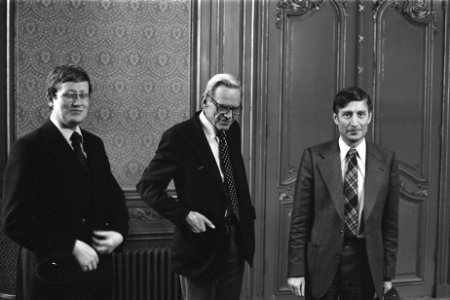 Kabinetsformatie vlnr Wiegel (VVD), informateur Van der Grinten en Van Agt , Bestanddeelnr 929-4423