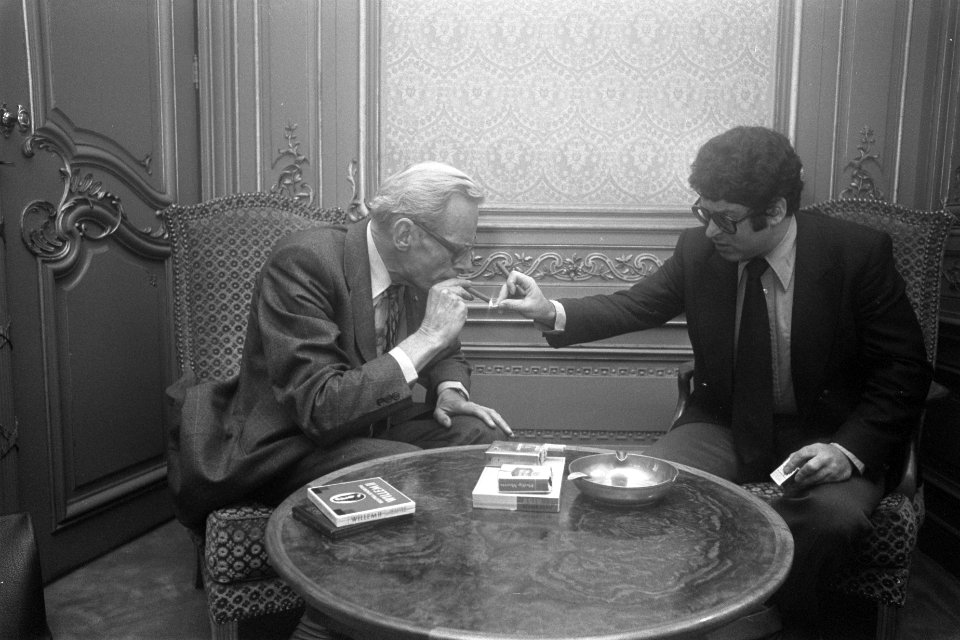 Kabinetsformatie informateur Van der Grinten (l) met Ed van Thijn (PvdA), Bestanddeelnr 929-4370