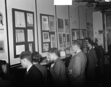 Kalendertentoonstelling Buhrmann papiergroothandel, Bestanddeelnr 904-4187