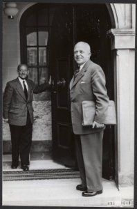 Kabinetten, onderhandelingen, defensie, Staf, Kees, Bestanddeelnr 094-0649