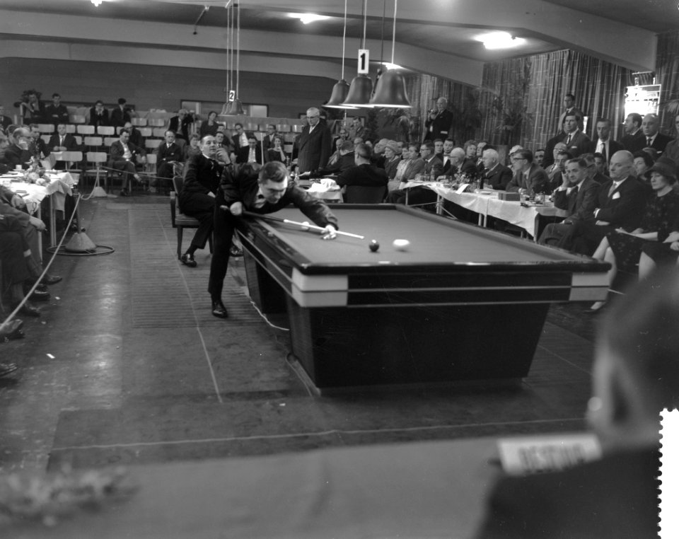 Kampioenschappen ereklasse bandstoten te Rotterdam, parti j tussen C. van Ooster, Bestanddeelnr 911-9796