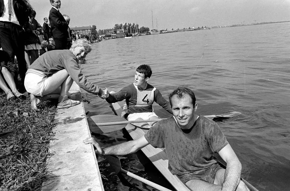 Kampioenschap van Nederland Kanovaren, de K2 Geurtsen en Hoekstra, gefeliciteerd, Bestanddeelnr 919-2905