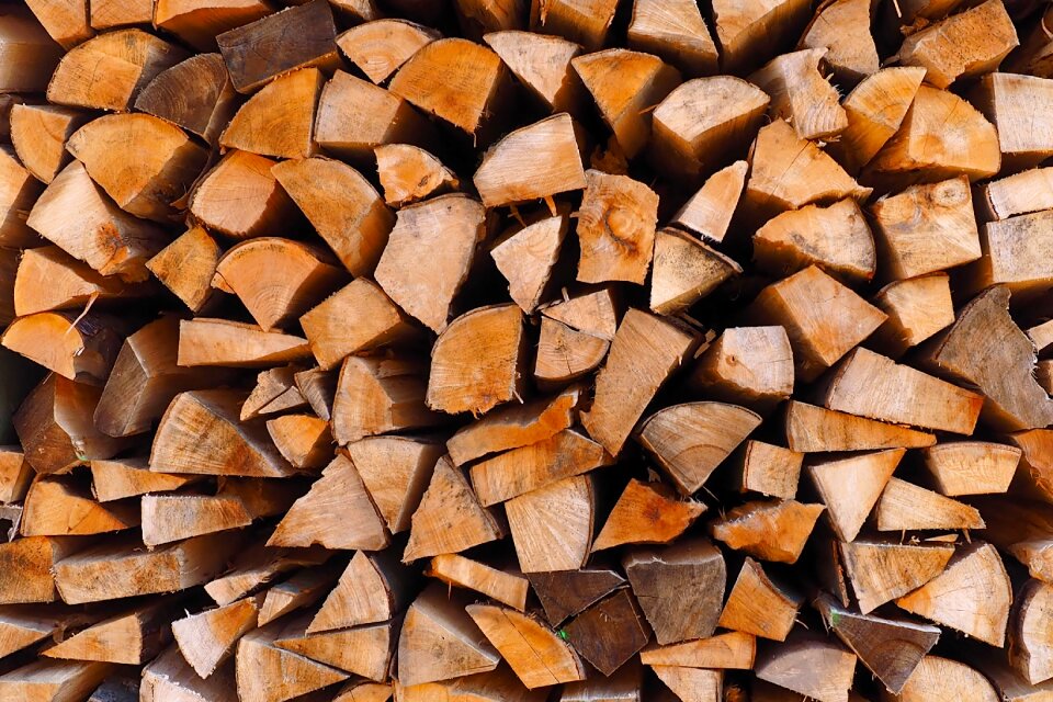 Heating sawn cut wood