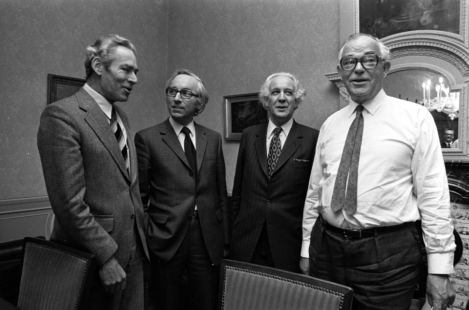 Kabinetsformatie Boon (NVV), Lanser (CNV), Mertens (NKV) formateur Burger, Bestanddeelnr 926-2818