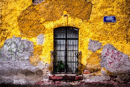 Colorful deteriorated graffiti