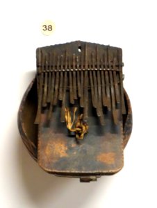 Kalimba - Royal Museum for Central Africa - DSC07087