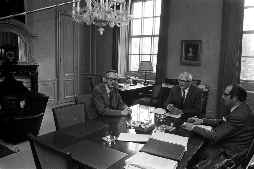 Kabinetsformatie, Van der Stoel , Burger, Ruppert, Bestanddeelnr 926-3715