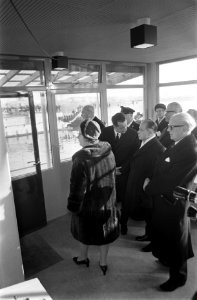 Kanaal Gent-Terneuzen officieel in gebruik gesteld door Koningin Juliana en Koni, Bestanddeelnr 921-9595