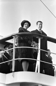 Kanaal Gent-Terneuzen officieel in gebruik gesteld door Koningin Juliana en Koni, Bestanddeelnr 921-9587