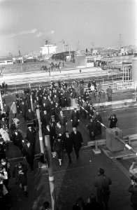 Kanaal Gent-Terneuzen officieel in gebruik gesteld door Koningin Juliana en Koni, Bestanddeelnr 921-9586