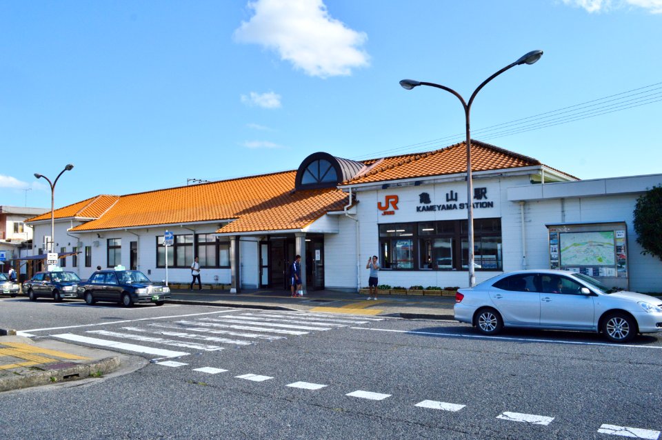 Kameyama Station (Mie), ekisha