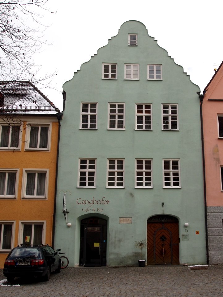 Kaufbeuren, Kirchplatz 5