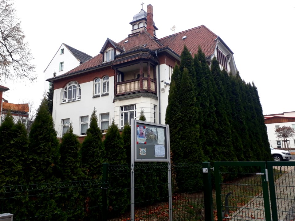 Katholisches Pfarramt Eisenberg 3