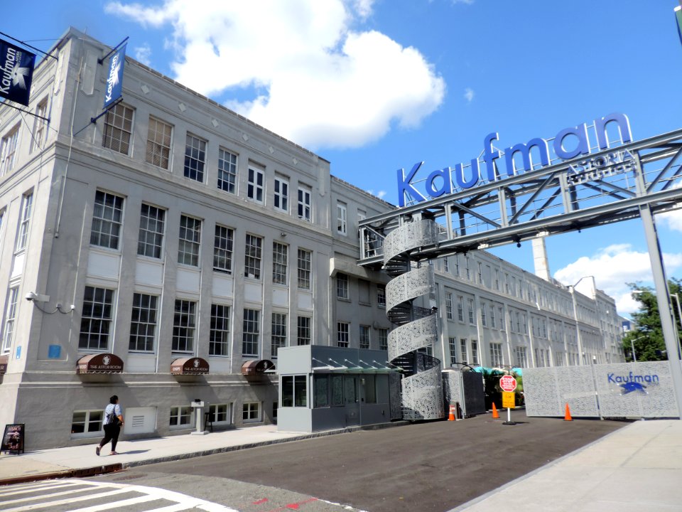 Kaufman gate 36 St 35 Av jeh