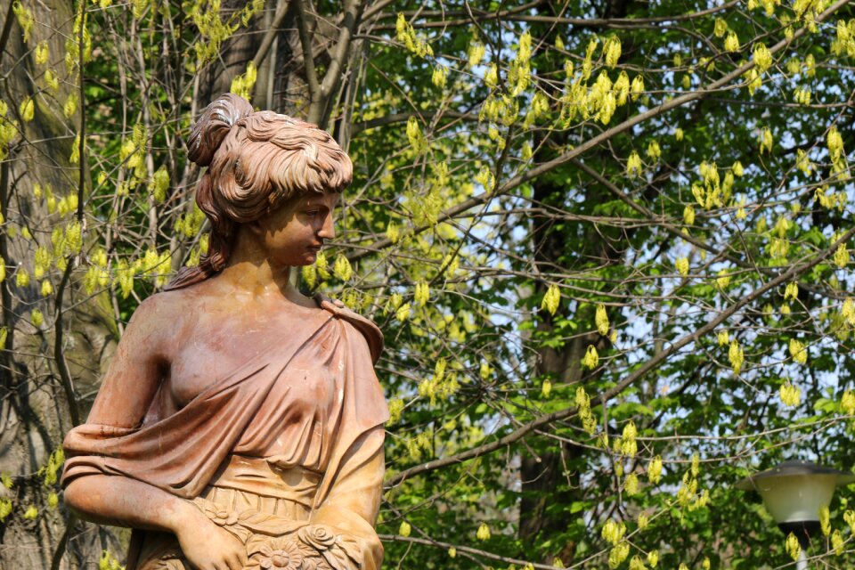 Ornament green woman