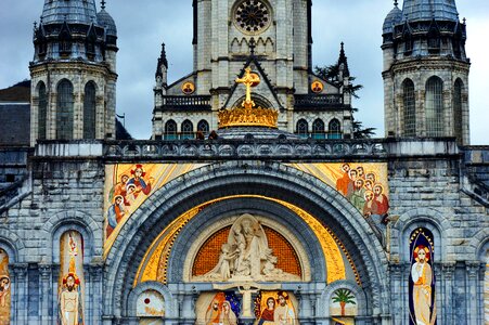 Basilica of our lady of the rosary ecumenism symbol mosaics
