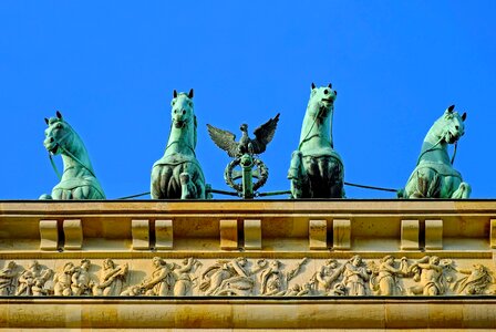 Goal quadriga foursome strained