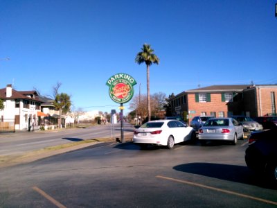 KatzDeliHoustonparking