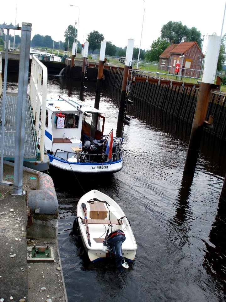 Keldonk (N-Br, NL), Zuidwillemsvaart, sluis met boot